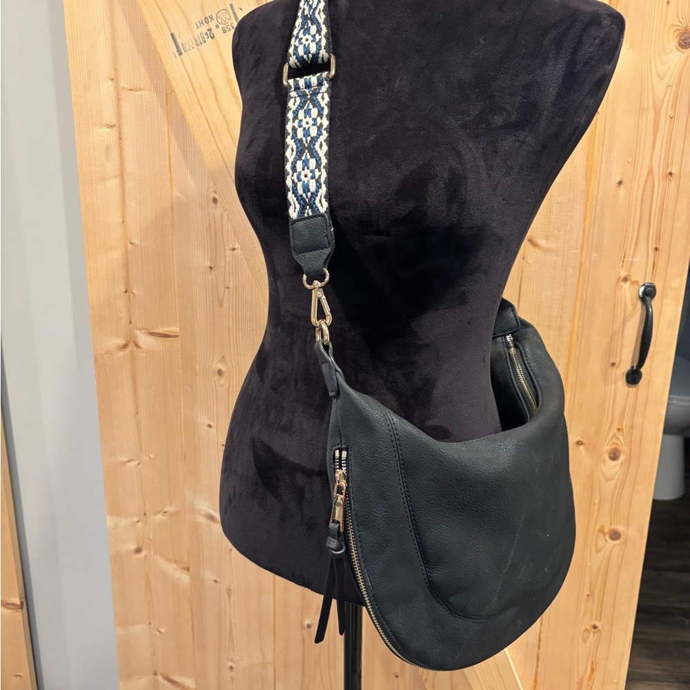 Stylish Black Leather Crossbody Bag
